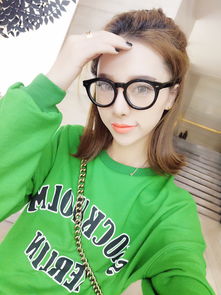 Alice Wang 2016新款韓版休閑寬松圓領(lǐng)蝙蝠袖印花字母套頭衛(wèi)衣 簡約時(shí)尚新風(fēng)尚